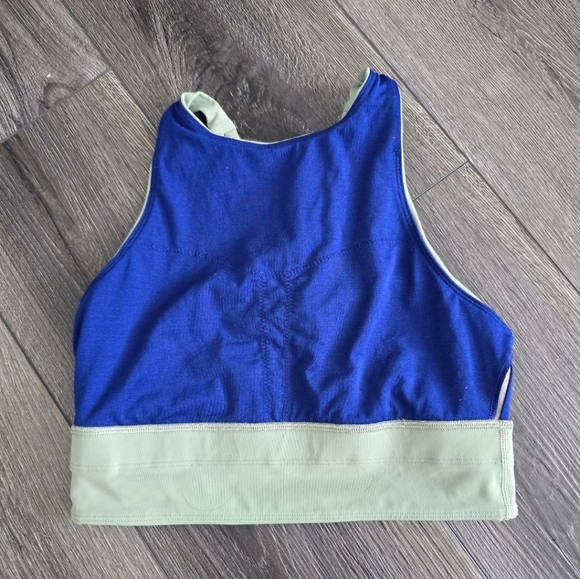 Lululemon Energy High-Neck Longline Tough Bra *Medium Support, B–D Cups - Picture 4 of 8